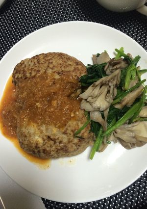 半分豆腐の合挽きハンバーグ玉ねぎソース-レシピのメイン写真