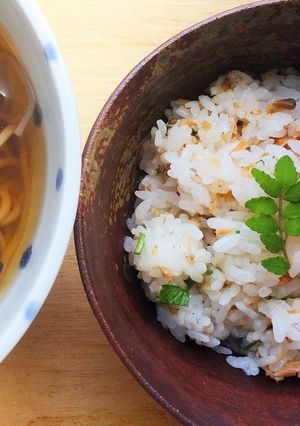 茹でずにセリごはん-レシピのメイン写真
