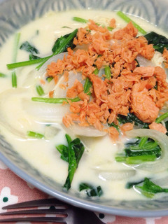 鮭と豆乳のスープうどん-レシピのメイン写真