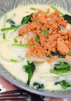 鮭と豆乳のスープうどん-レシピのメイン写真