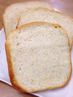 もちふわ!早焼き!おから全粒粉食パン♡-レシピのメイン写真