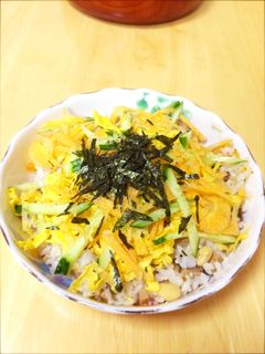 余った五目豆でリメイク★簡単ちらし寿司-レシピのメイン写真