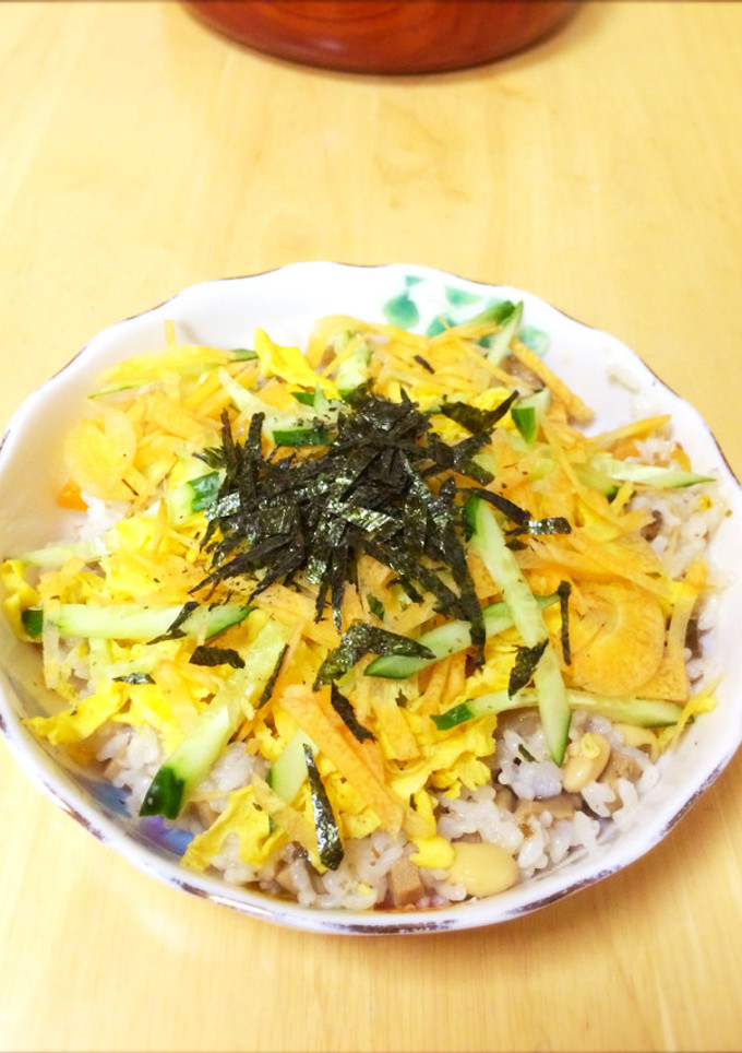 余った五目豆でリメイク★簡単ちらし寿司-レシピのメイン写真