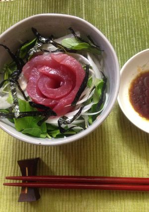 簡単！マグロの新玉ねぎ☆サラダ丼-レシピのメイン写真