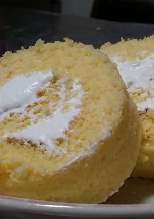 材料3つで簡単ロールケーキ(生地)♡-レシピのメイン写真