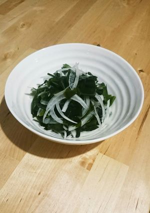 スピード わかめと新玉ねぎの酢の物-レシピのメイン写真
