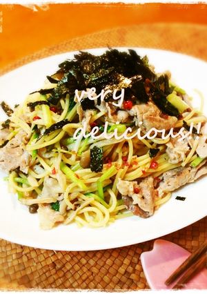 白だしバター♬豚肉と根三つ葉の簡単パスタ-レシピのメイン写真