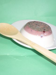 ぷるぷる♪あずきミルクぷりん-レシピのメイン写真