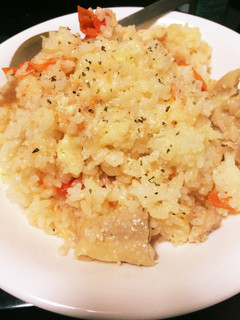 炊飯器で簡単 トマトチーズ炊き込みごはん-レシピのメイン写真