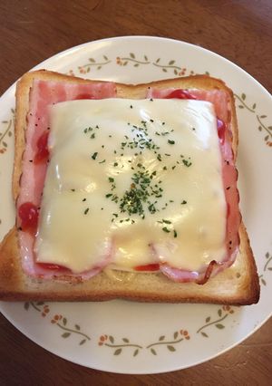 簡単！ベーコンエッグトースト-レシピのメイン写真