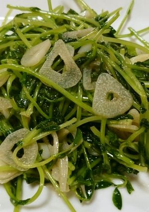 豆苗のニンニク炒め-レシピのメイン写真