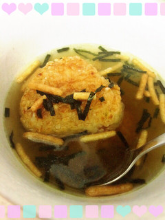 小腹が空いたら(^^)おにぎり茶漬け-レシピのメイン写真