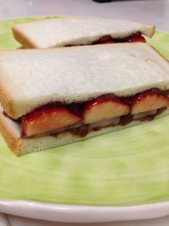 いちご大福サンド-レシピのメイン写真