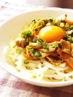 きのこたっぷり☆カレー釜玉うどん-レシピのメイン写真