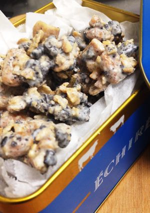 お口にポイポイッ！ザクザク食感チョコ☆-レシピのメイン写真