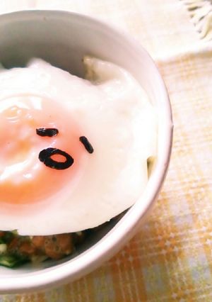 栄養満点◎ぐでたま納豆丼-レシピのメイン写真