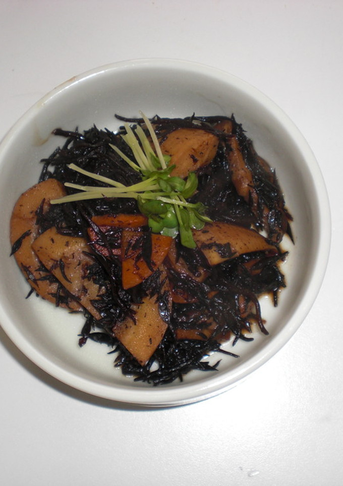 筍とひじきと椎茸と人参の煮物-レシピのメイン写真