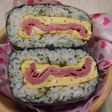 セリとパセリのたまご焼きごま油おにぎらず