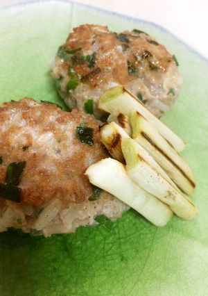 豚挽き肉で♪にらバーグ♪-レシピのメイン写真