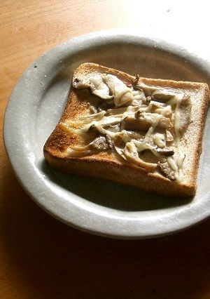 きのこグラタン風トースト-レシピのメイン写真
