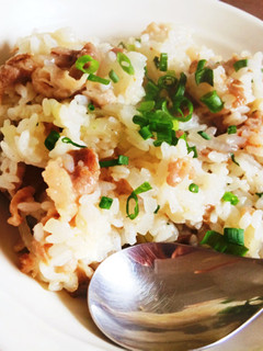 激ウマ新玉ねぎとお肉の白だしバター炒飯-レシピのメイン写真
