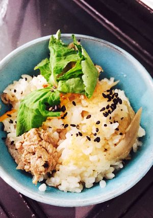 簡単な牛肉ごぼう炊きこみご飯-レシピのメイン写真