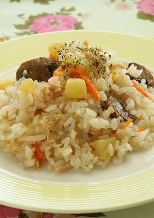 りんごの炊き込みご飯【天狗缶詰】-レシピのメイン写真