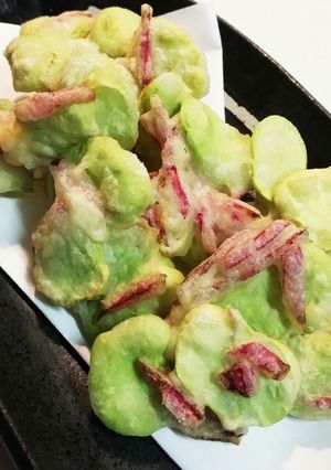 今が旬♪そら豆と紅生姜のかき揚げ-レシピのメイン写真
