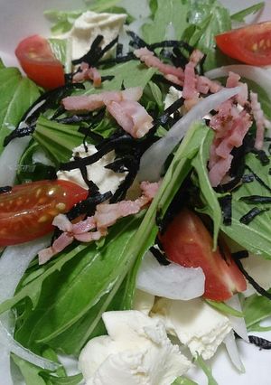 クリームチーズ入り水菜のサラダ-レシピのメイン写真