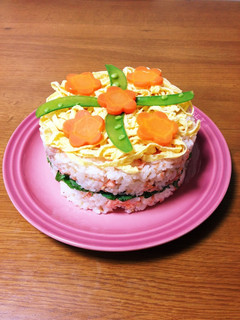 ひな祭りにも!鮭寿司ケーキ-レシピのメイン写真