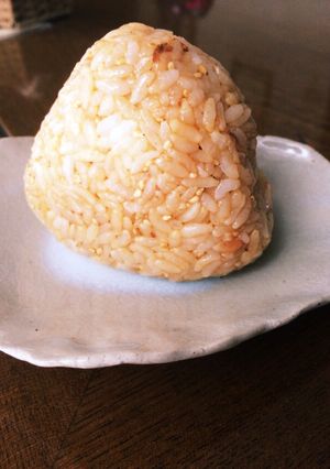 ごま香るお醤油おにぎり-レシピのメイン写真