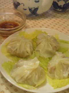 市販の皮で簡単に♪ジューシー小籠包☆-レシピのメイン写真