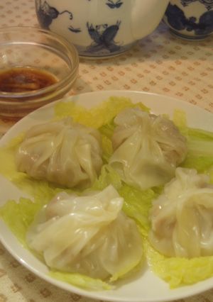 市販の皮で簡単に♪ジューシー小籠包☆-レシピのメイン写真