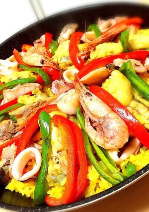 かんたん！失敗なしの炊飯器でパエリヤ♡-レシピのメイン写真