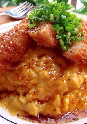 ささみカツ乗せ♡トロ照りチーズオムライス-レシピのメイン写真