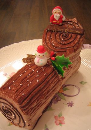 クリスマスケーキ☆ブッシュドノエル-レシピのメイン写真