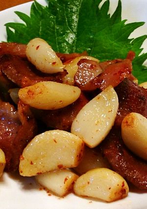 スタミナ補給！にんにくと砂肝のバター醤油-レシピのメイン写真