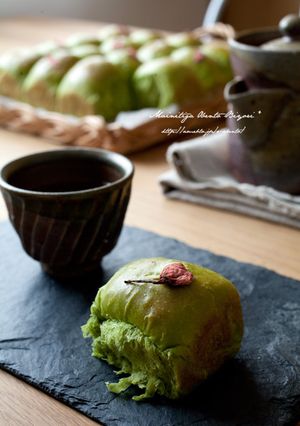 HB★お抹茶桜ちぎりあんぱん-レシピのメイン写真