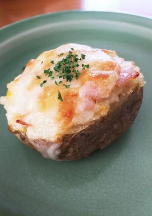 まるごと！ベイクドポテトonチーズ-レシピのメイン写真