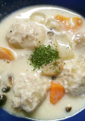 簡単　鶏団子と きのこ 野菜のクリーム煮-レシピのメイン写真