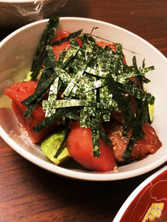 マグロの漬けとアボカドのサラダ?-レシピのメイン写真