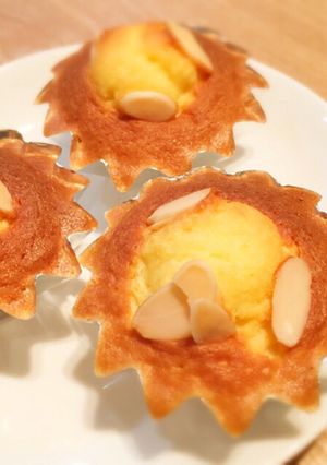 お母さんの味♡ふんわり優しいマドレーヌ-レシピのメイン写真