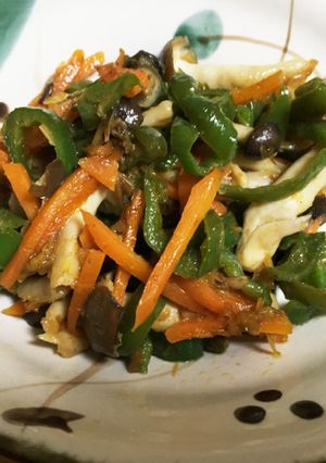 副菜に、余り野菜のマヨポン炒め-レシピのメイン写真