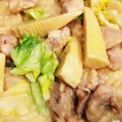 รูปของ 筍と鶏肉と春キャベツの和風クリーム煮