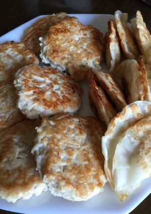 ふわシャキ鶏ミンチハンバーグ&餃子-レシピのメイン写真