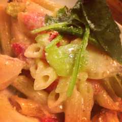 รูปของ カブとソラマメの最強パスタ