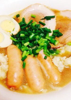 モツ入り！豚骨ラーメン-レシピのメイン写真