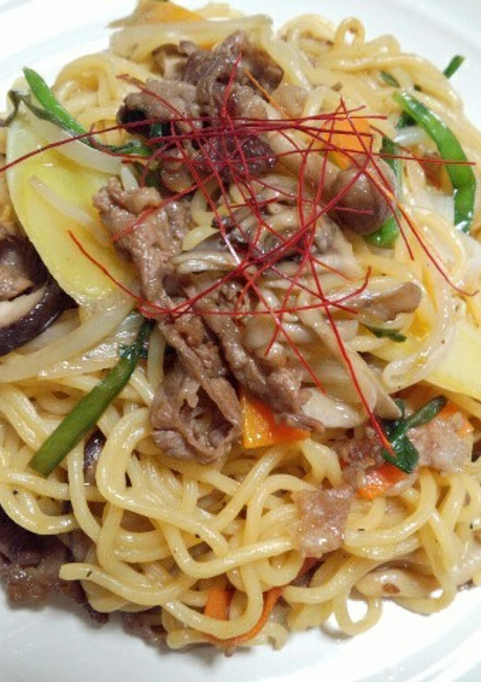 簡単！こく旨！焼き肉のタレで牛肉焼きそば-レシピのメイン写真