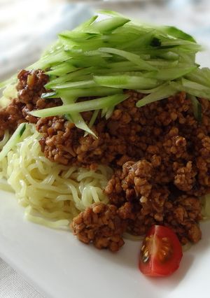 ジャージャー麺(余りの肉味噌で)-レシピのメイン写真