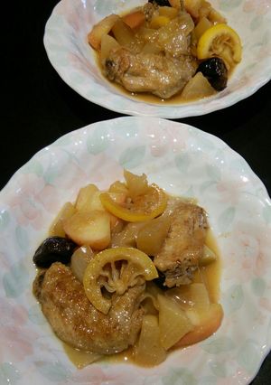手羽のフルーツ煮★美容お通じに良い-レシピのメイン写真